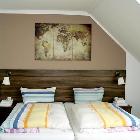 Hotel Zur Heidquelle Бремен Экстерьер фото
